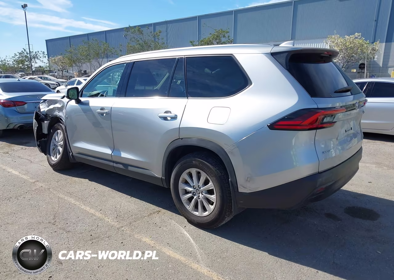 2025 Toyota Grand Highlander Hybrid Xle VIN:5TDACAB51SS035494 - 3