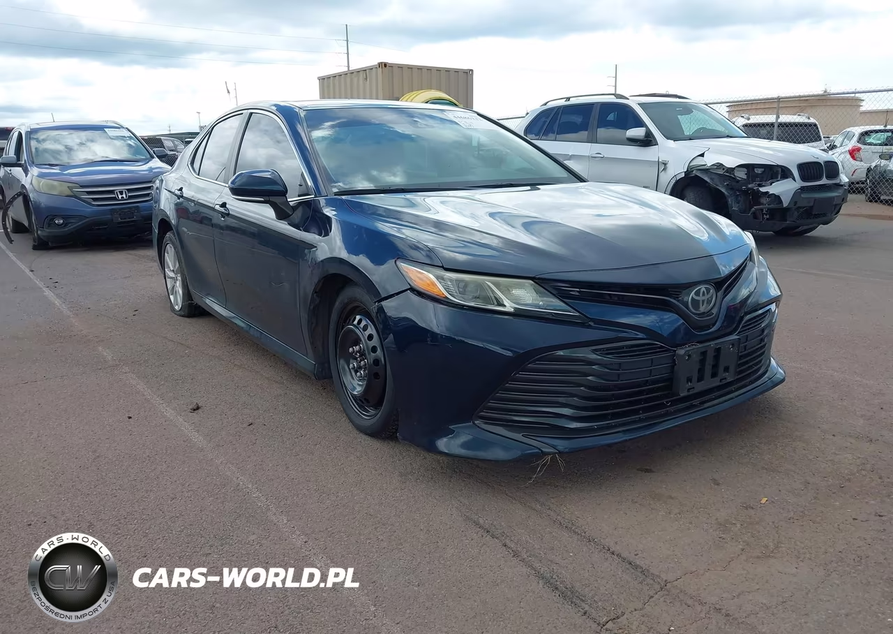 2019 Toyota Camry Le VIN:4T1B11HK6KU681130 - 6