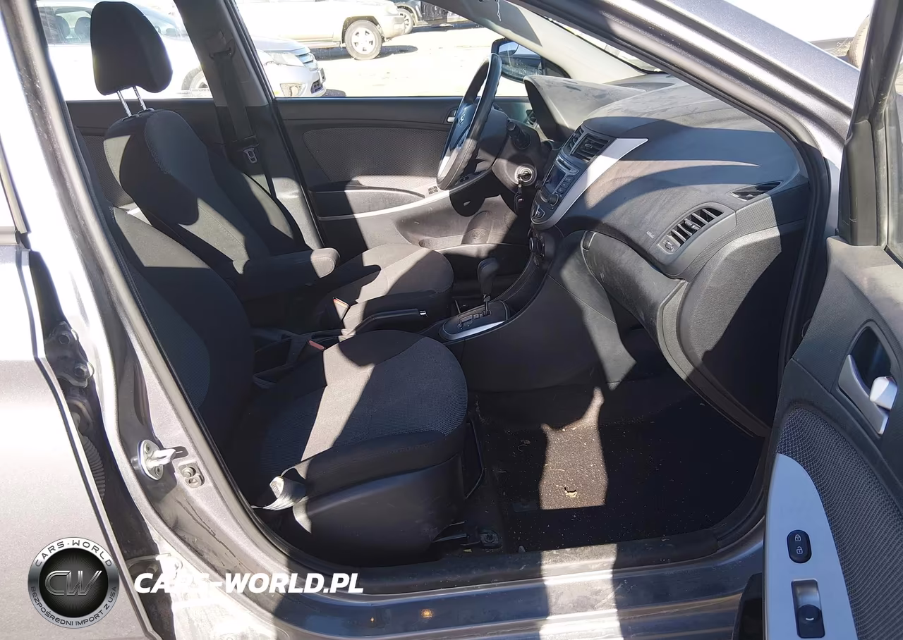 2014 Hyundai Accent Gs VIN:KMHCT5AEXEU185908 - 5