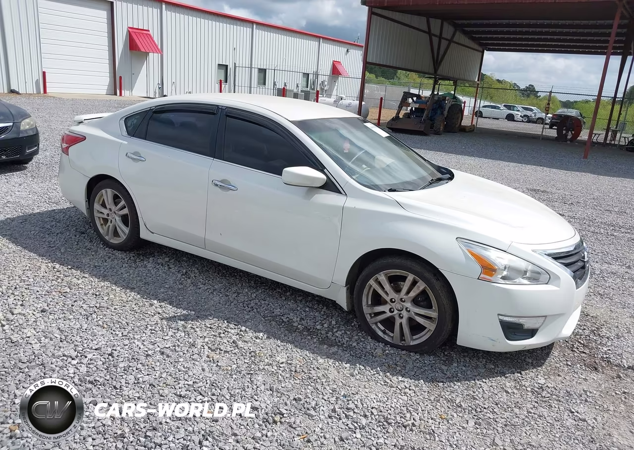 2013 Nissan Altima 3.5 S – zdjęcie 1 z 11