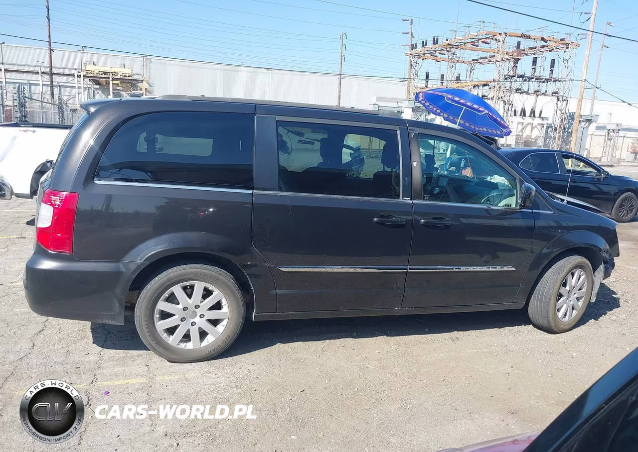 2014 Chrysler Town & Country Touring VIN:2C4RC1BG4ER295258 - 14