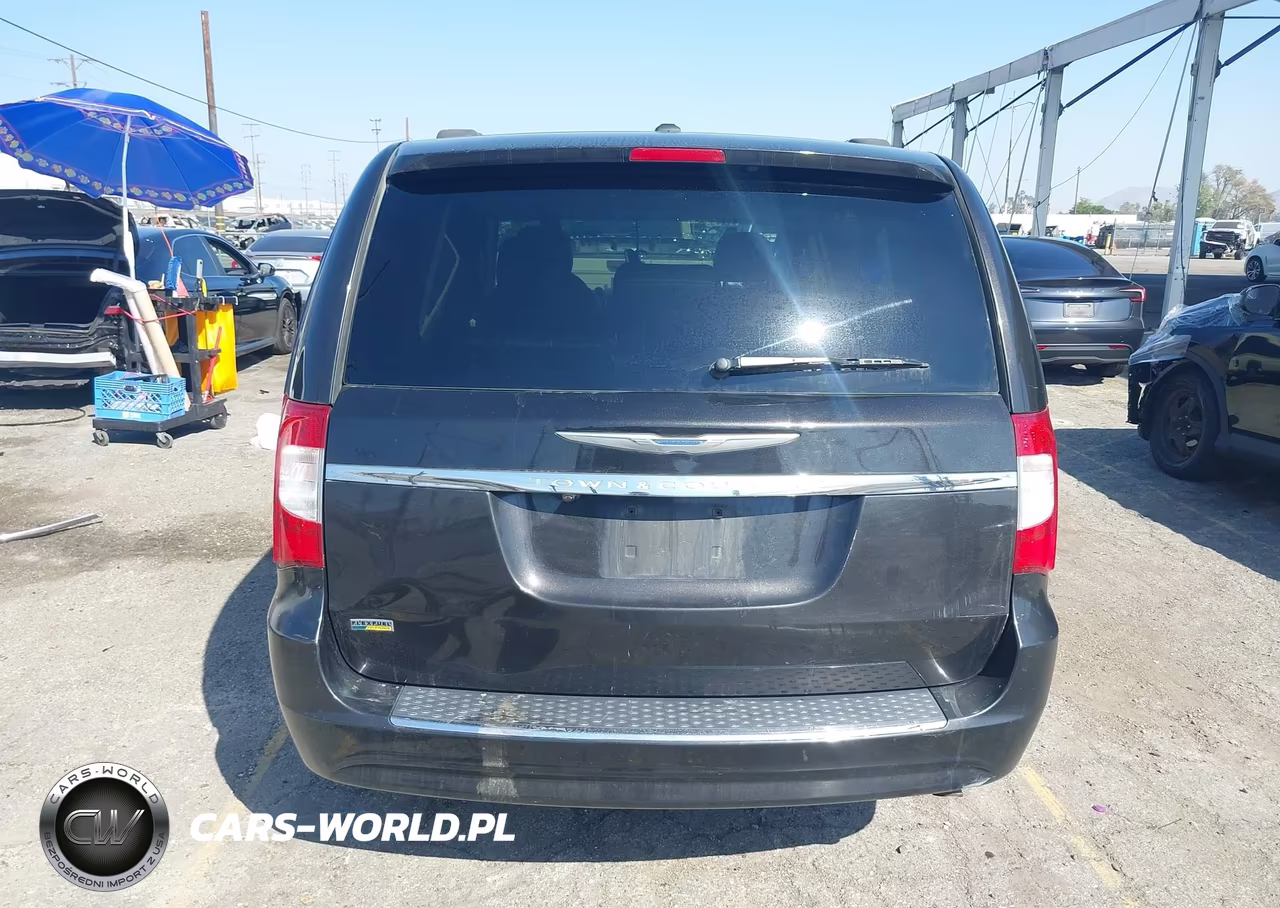 2014 Chrysler Town & Country Touring VIN:2C4RC1BG4ER295258 - 17