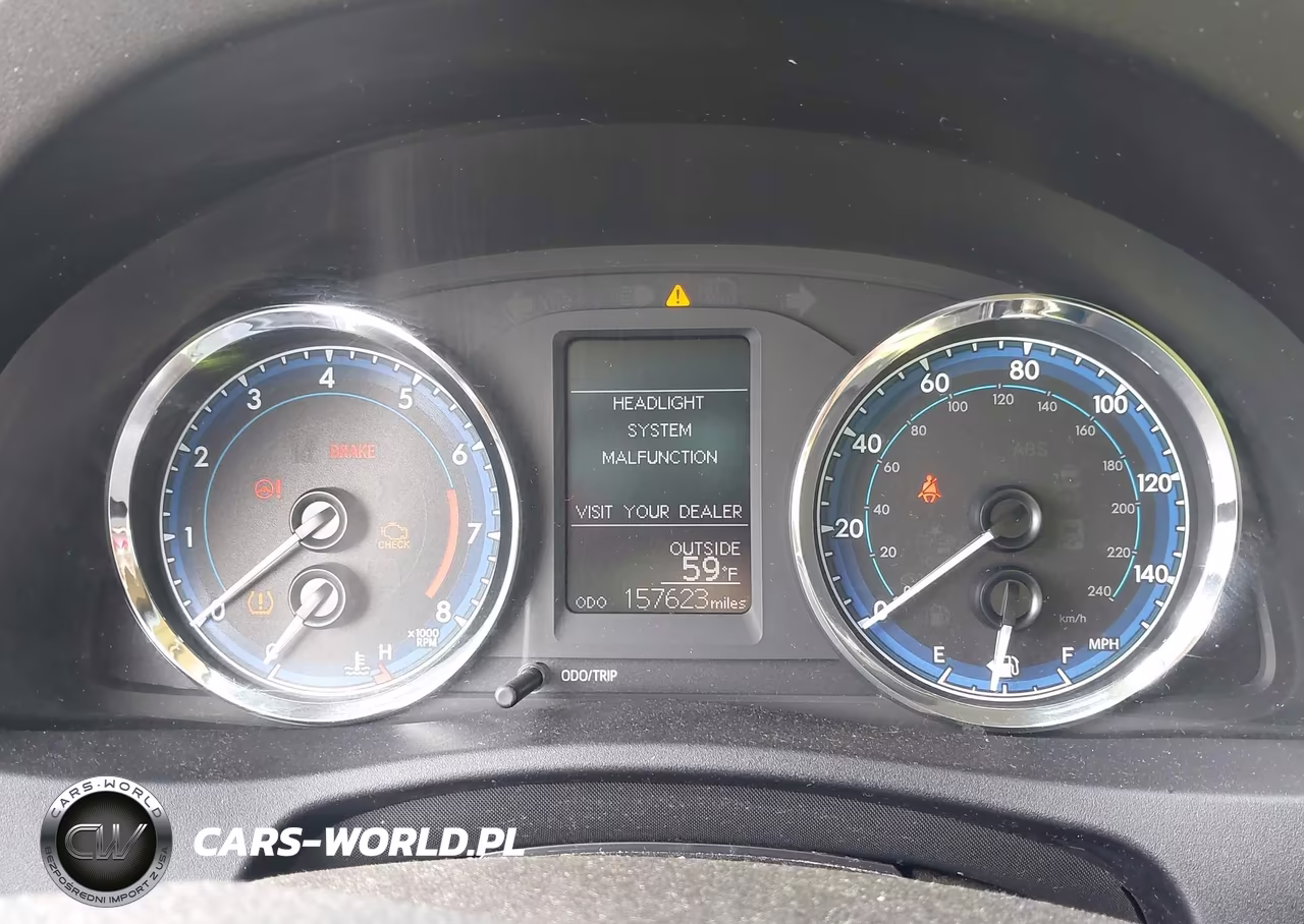 2018 Toyota Corolla Le VIN:2T1BURHE4JC122448 - 7