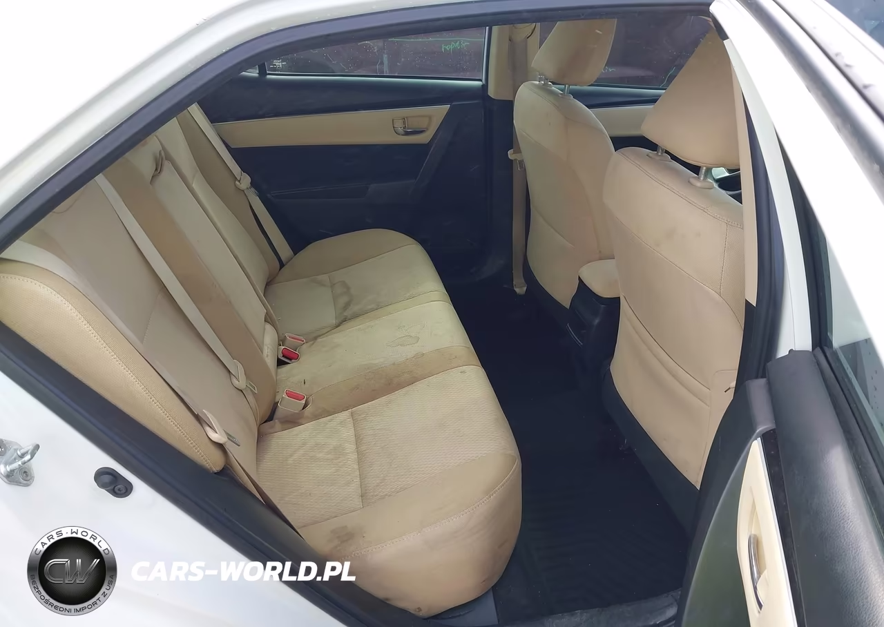 2018 Toyota Corolla Le VIN:2T1BURHE4JC122448 - 8