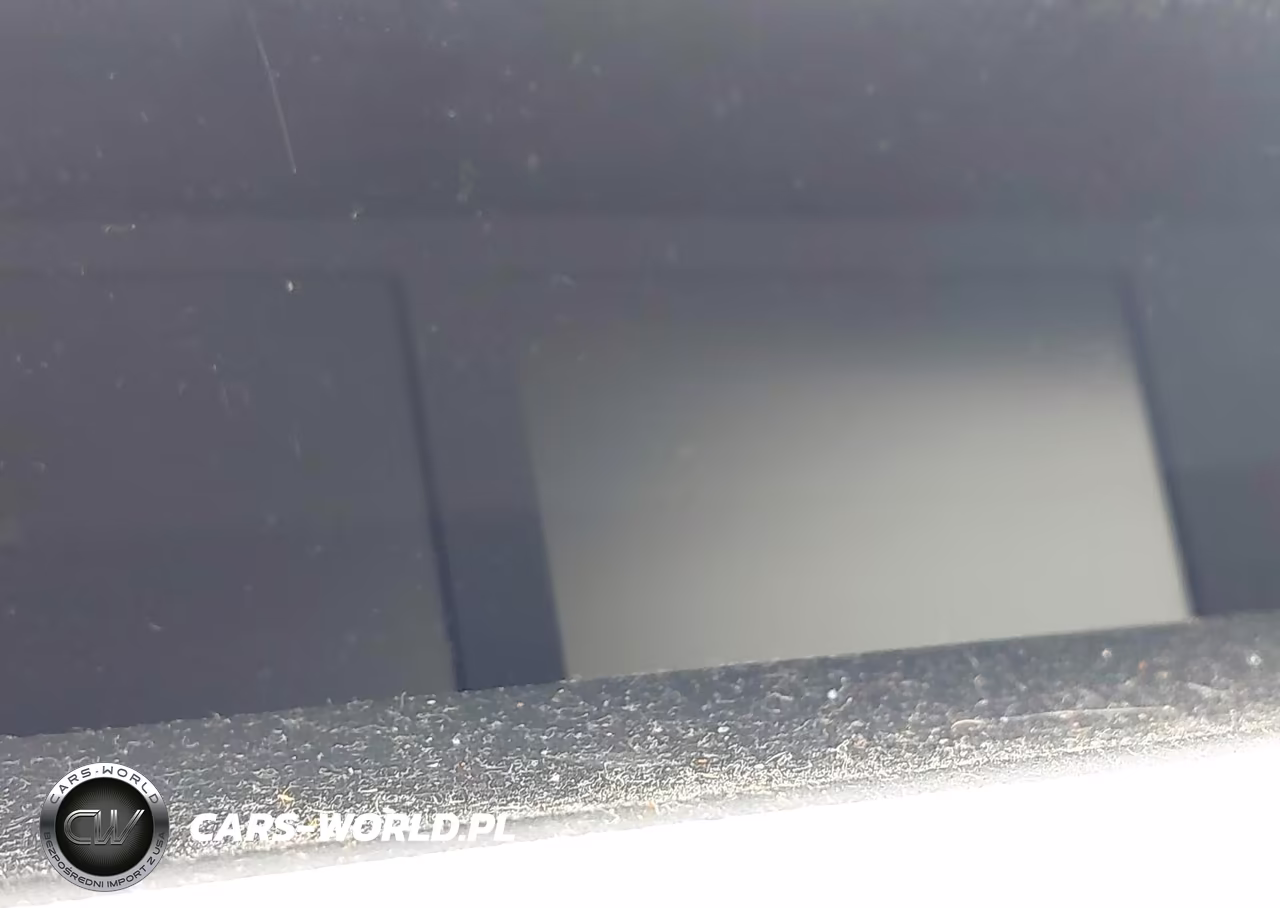 2021 Toyota Prius Le VIN:JTDKAMFU2M3134617 - 15