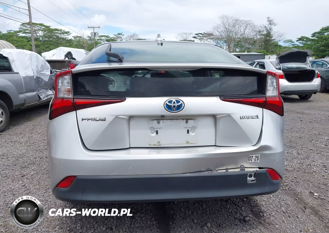 2021 Toyota Prius Le VIN:JTDKAMFU2M3134617 - 16
