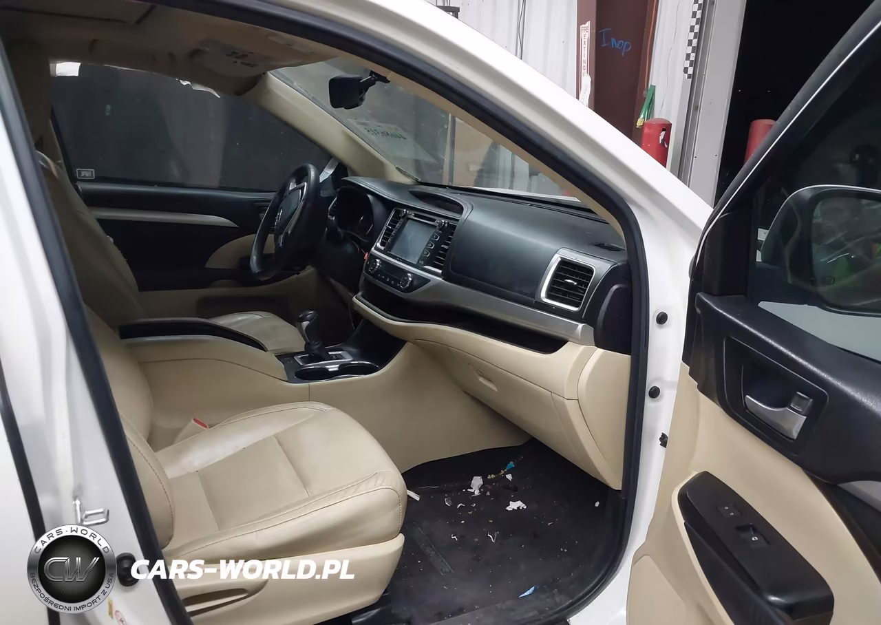 2015 Toyota Highlander Xle V6 VIN:5TDKKRFH4FS116313 - 5