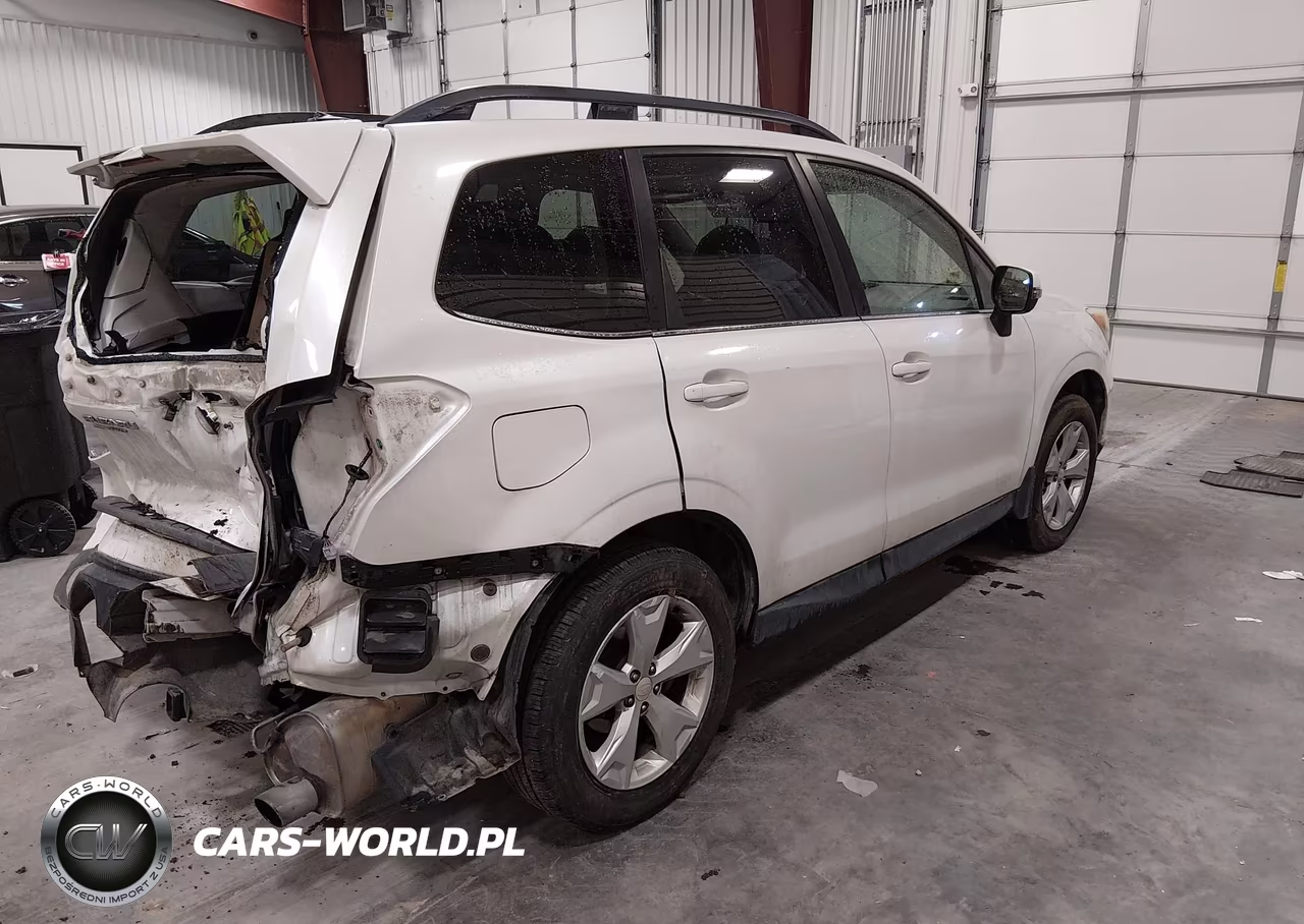 2014 Subaru Forester 2.5I Touring VIN:JF2SJAMC9EH530557 - 4