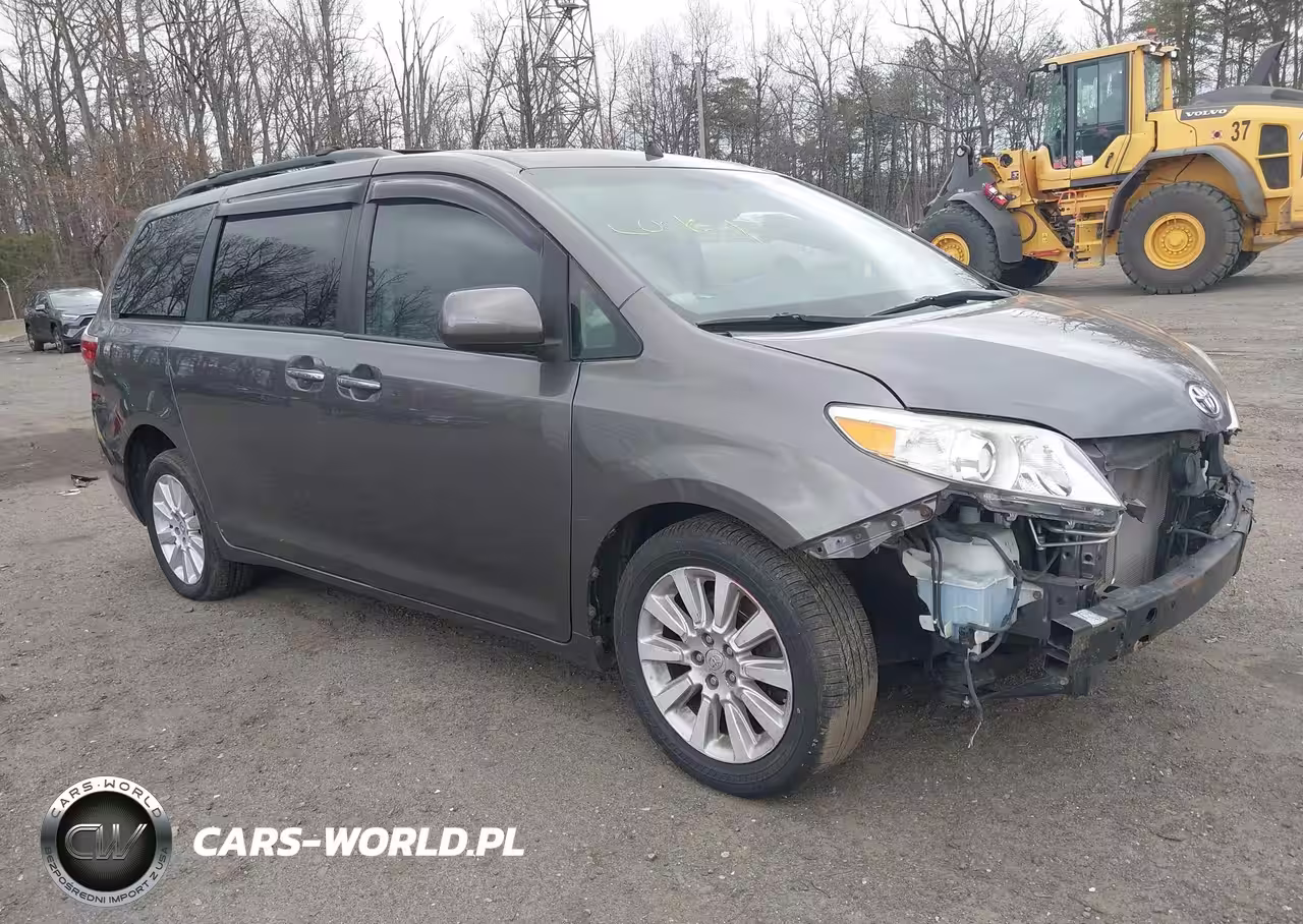 2016 Toyota Sienna Xle 7 Passenger