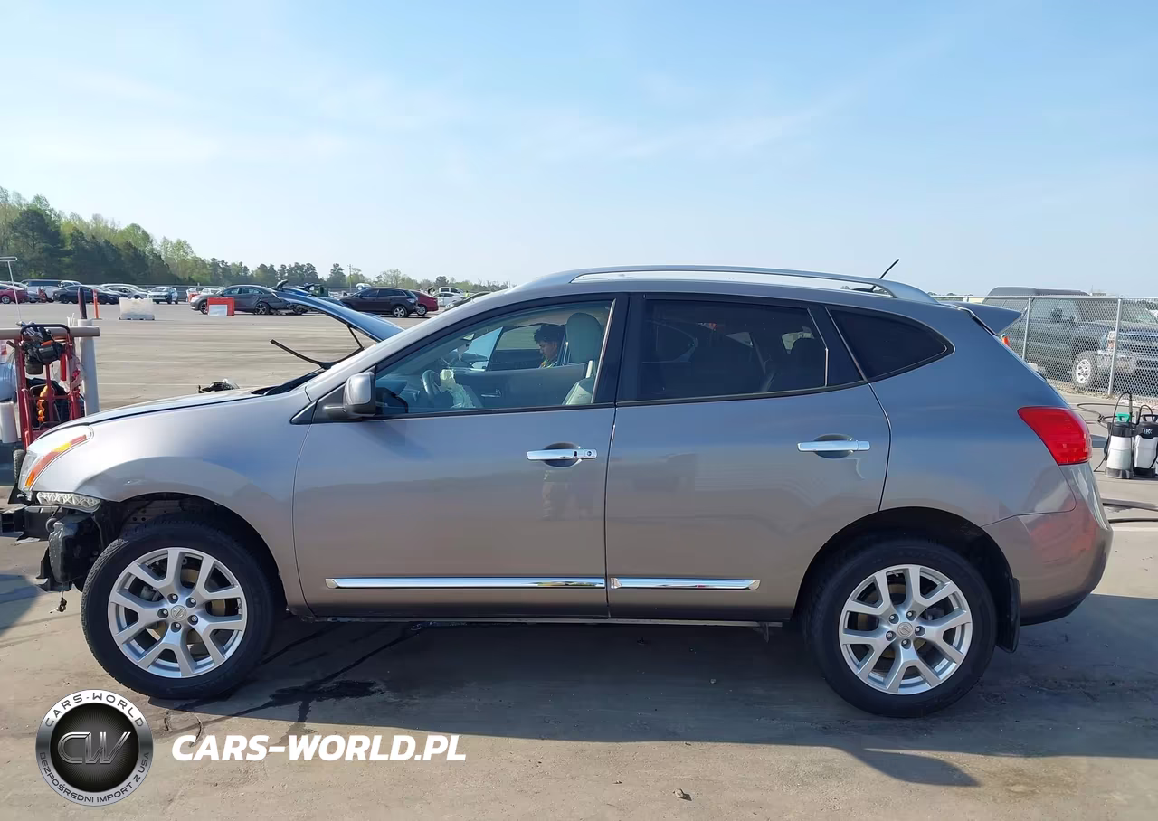 2011 Nissan Rogue Sv VIN:JN8AS5MV6BW270288 - 13