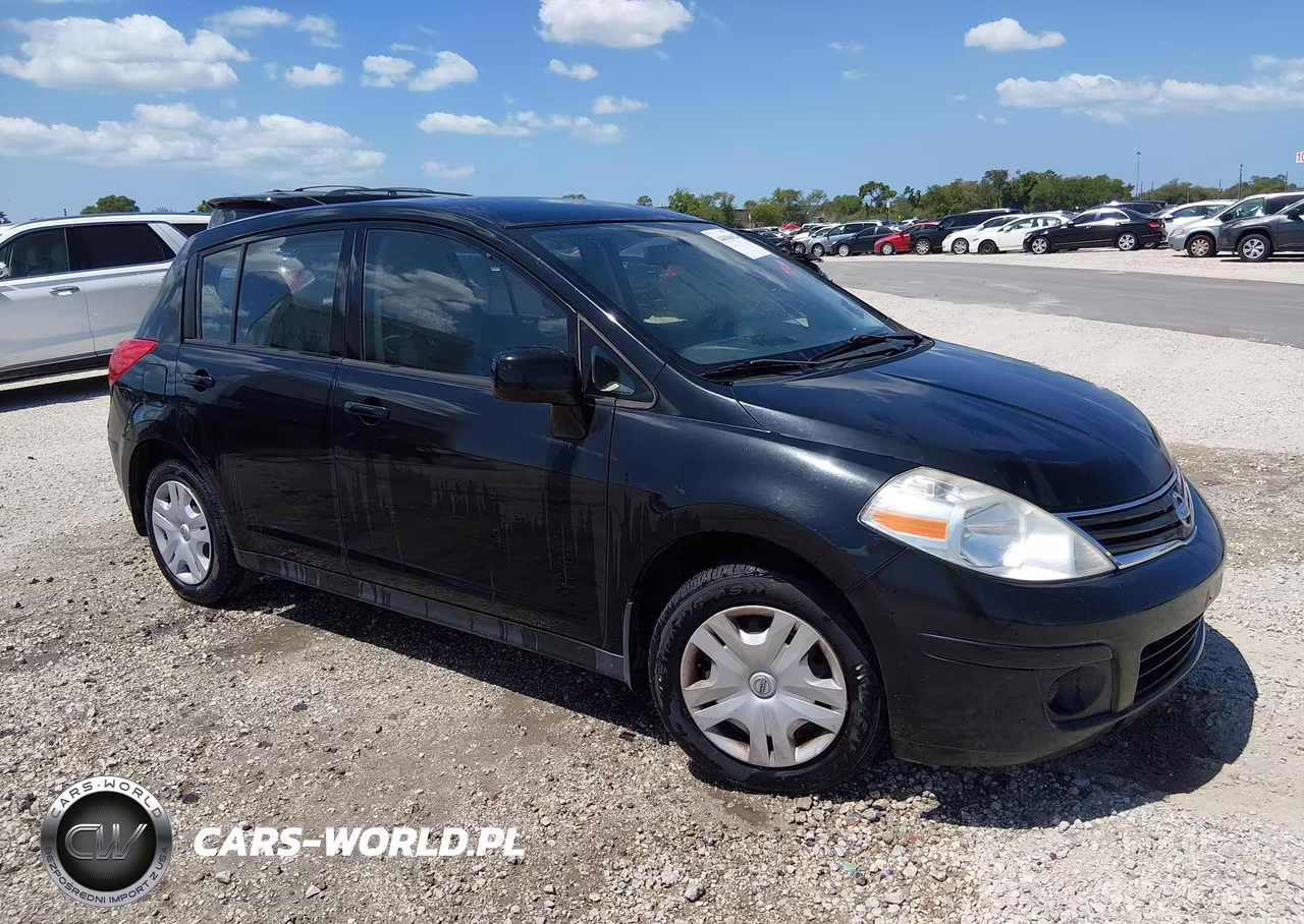 2012 Nissan Versa 1.8 S