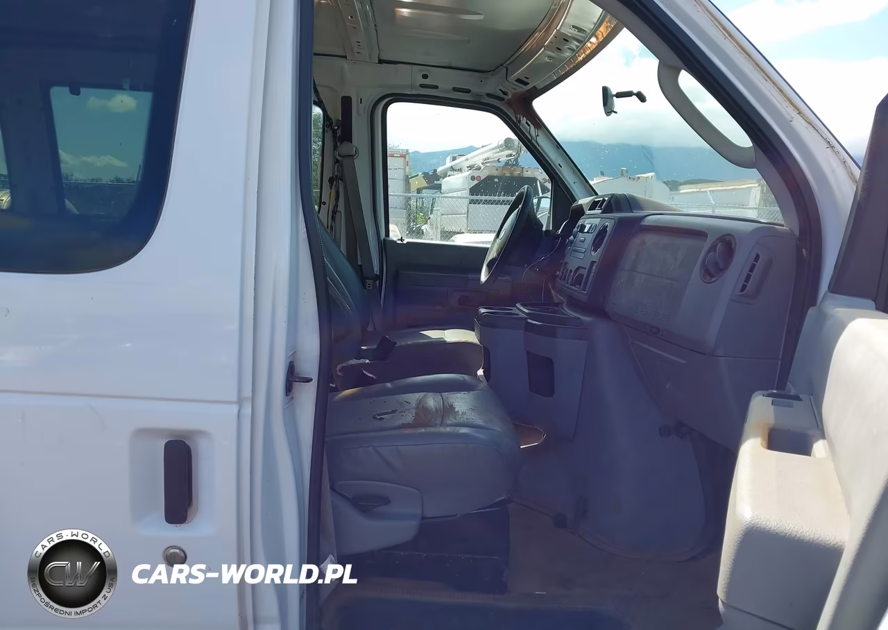2012 Ford E-350 Super Duty Xl VIN:1FBSS3BL6CDA94012 - 5