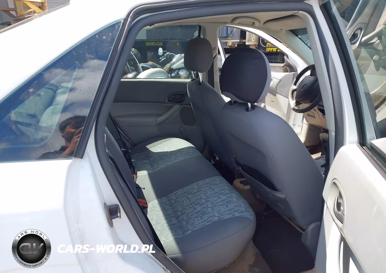 2005 Ford Focus Zx4 VIN:1FAFP34N95W160143 - 8