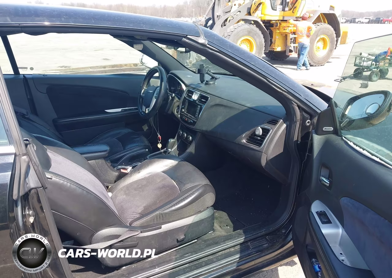 2014 Chrysler 200 S VIN:1C3BCBGG0EN157430 - 5