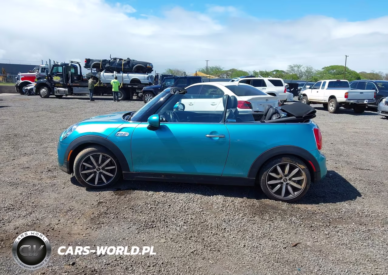 2016 Mini Convertible Cooper S VIN:WMWWG9C59G3C22563 - 14