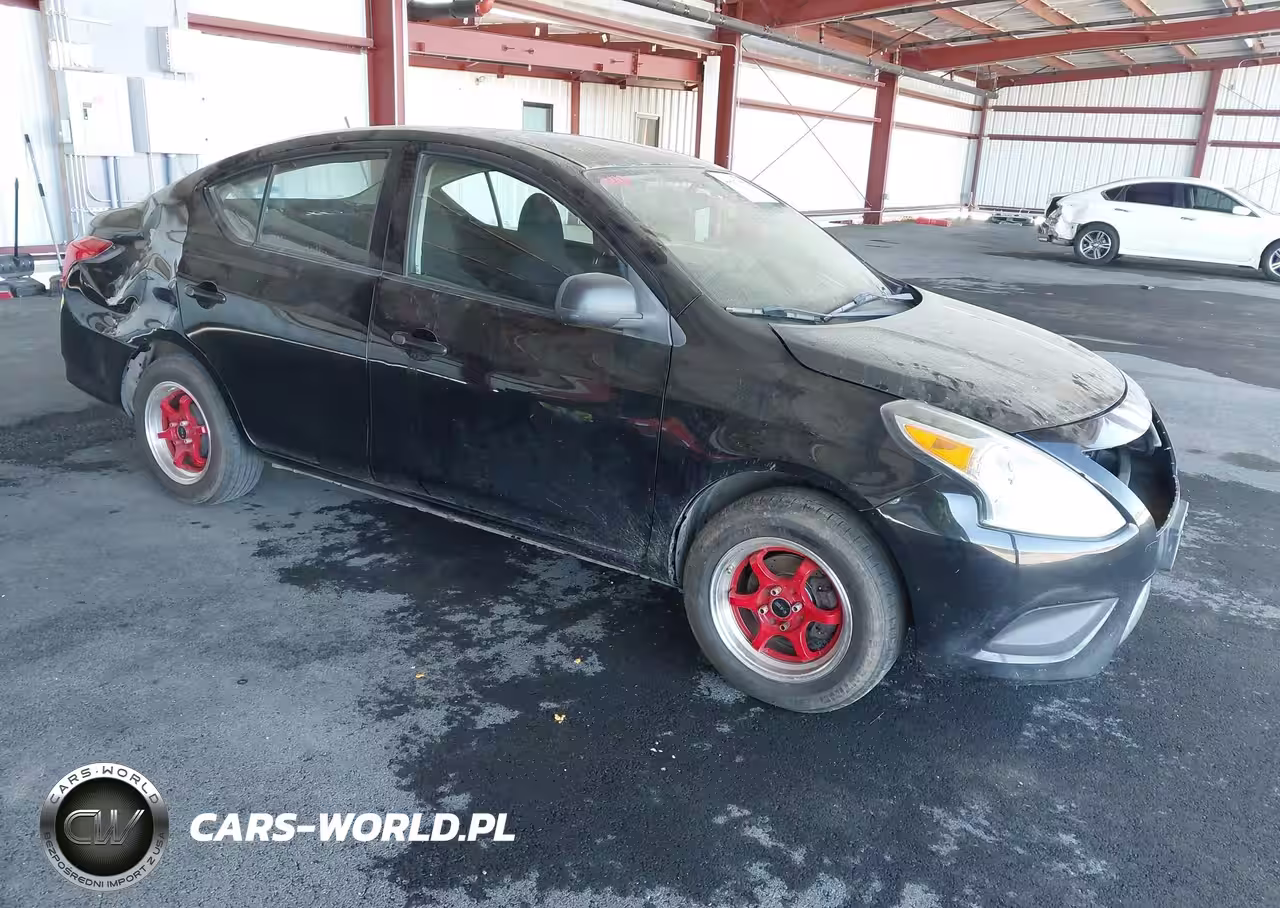 2015 Nissan Versa 1.6 S