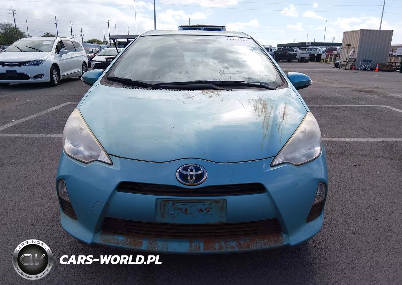 2013 Toyota Prius C Four-One-Three-Two VIN:JTDKDTB34D1048851 - 12