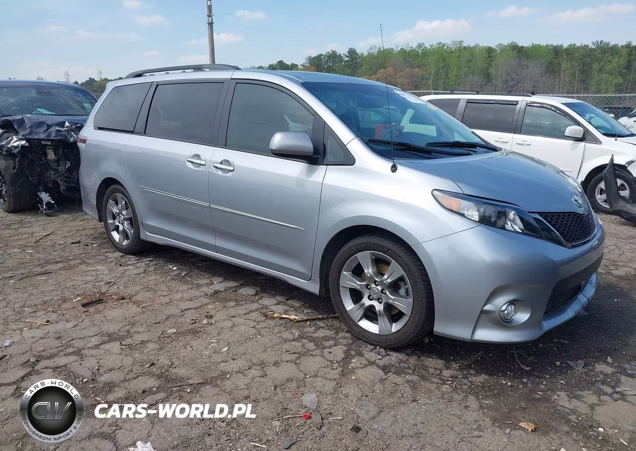 2014 Toyota Sienna Se 8 Passenger – zdjęcie 1 z 16