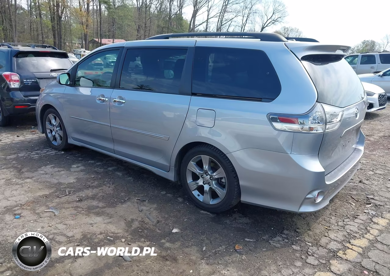 2014 Toyota Sienna Se 8 Passenger VIN:5TDXK3DC6ES419246 - 3