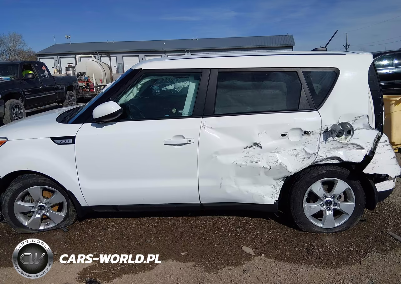2018 Kia Soul VIN:KNDJN2A2XJ7560585 - 14