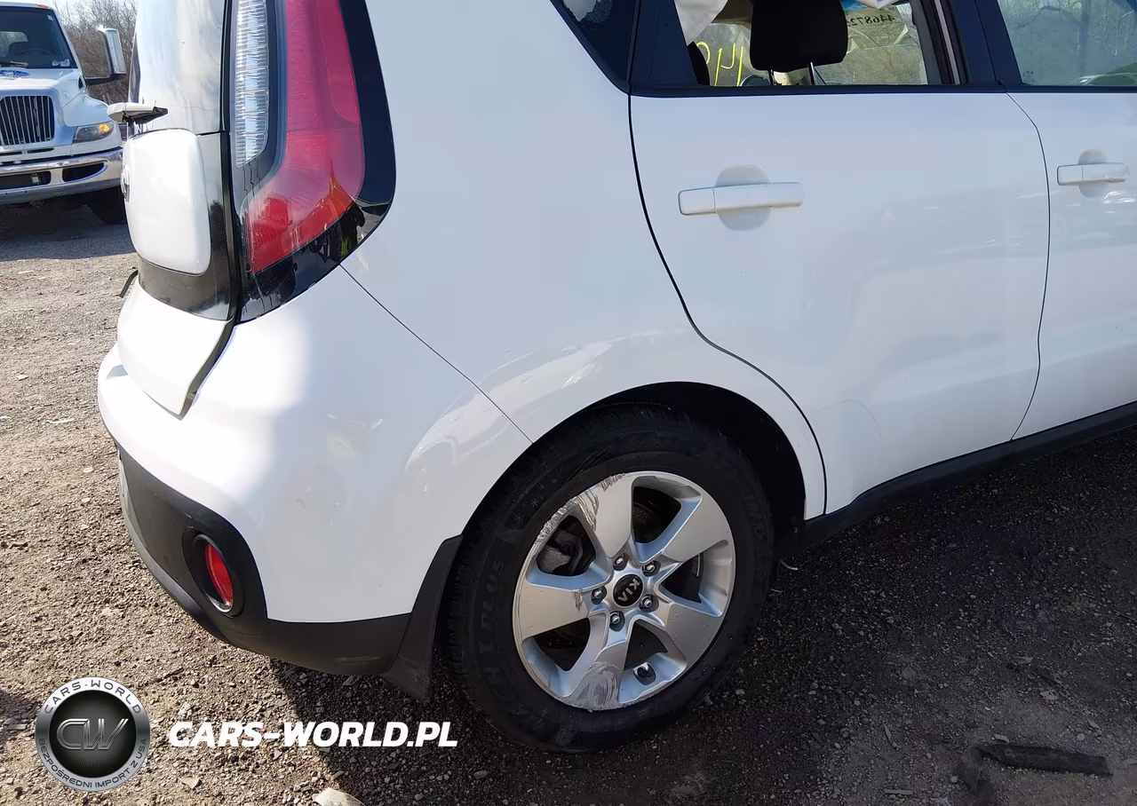 2018 Kia Soul VIN:KNDJN2A2XJ7560585 - 19