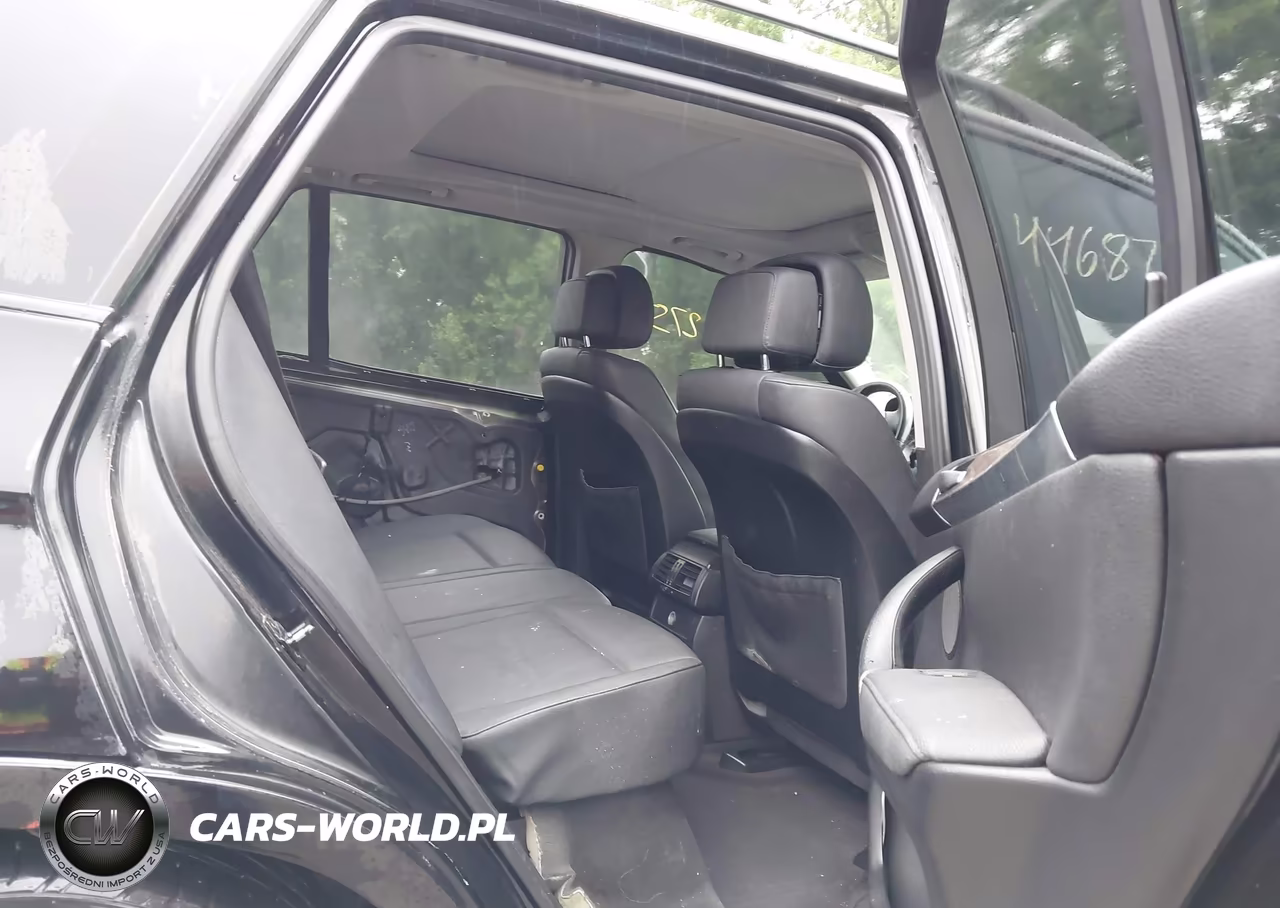 2010 BMW X5 xDrive30I VIN:5UXFE4C55AL383717 - 8