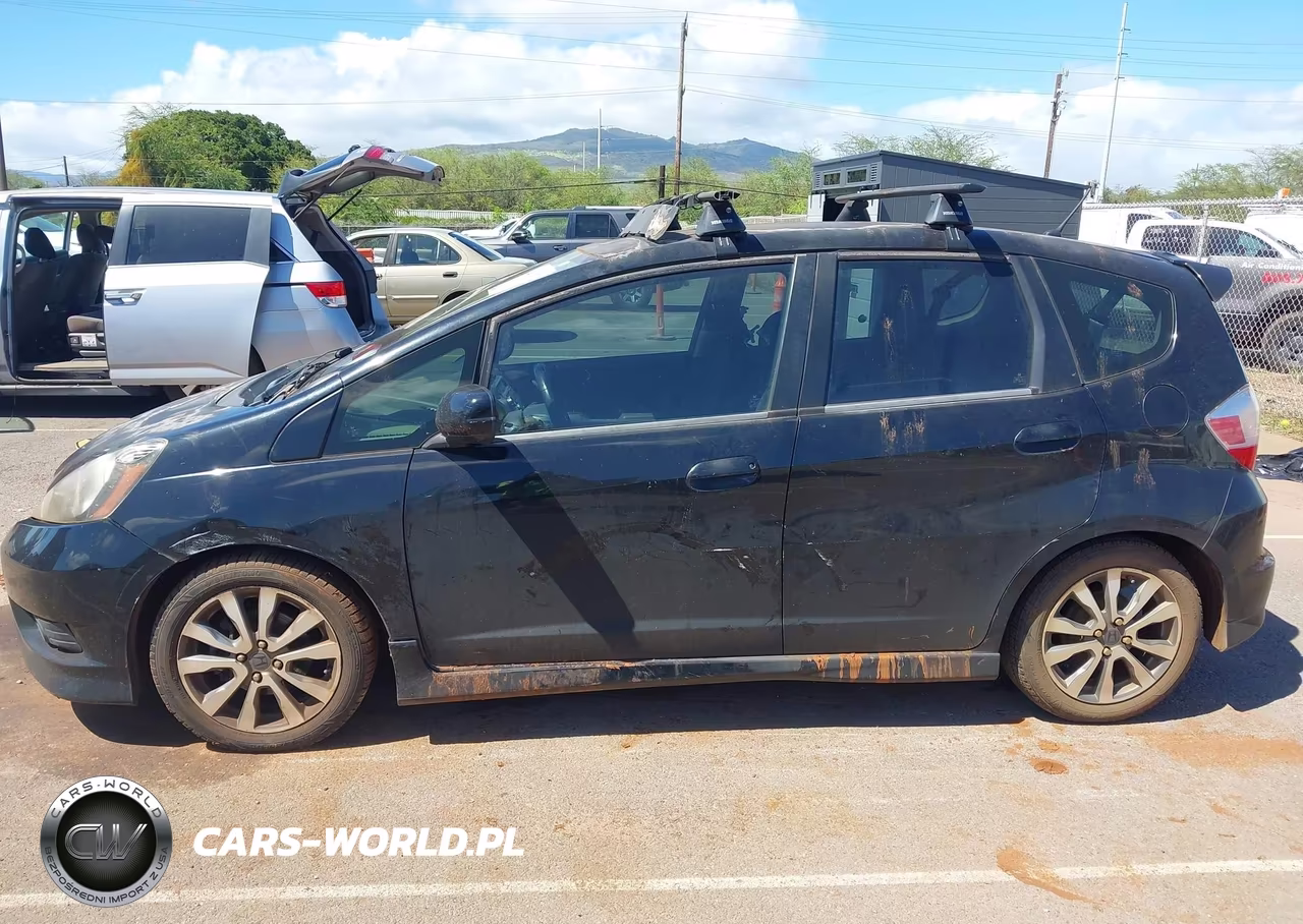 2012 Honda Fit Sport VIN:JHMGE8H56CC013089 - 6