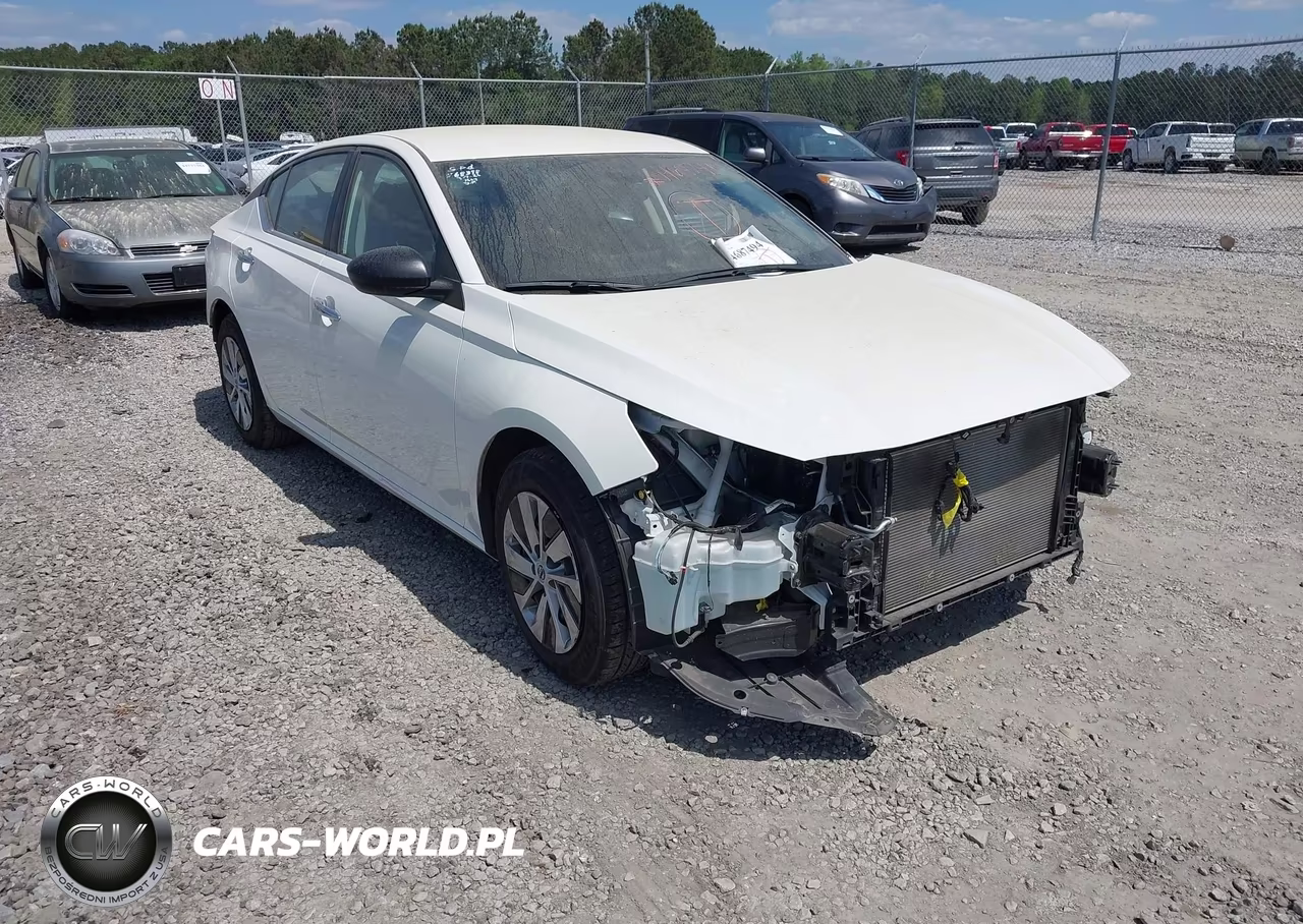 2025 Nissan Altima S Fwd