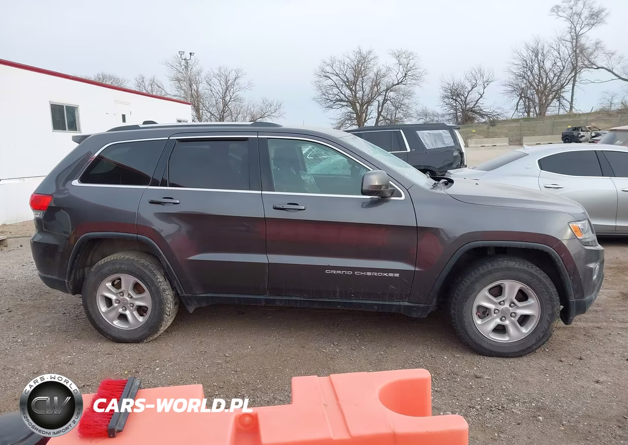 2016 Jeep Grand Cherokee Laredo VIN:1C4RJFAG3GC447742 - 12
