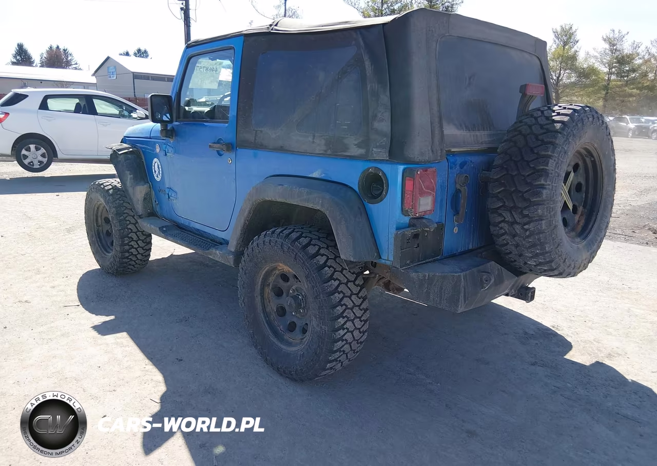 2010 Jeep Wrangler Sport VIN:1J4AA2D13AL230951 - 3