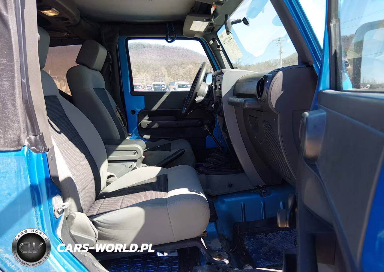 2010 Jeep Wrangler Sport VIN:1J4AA2D13AL230951 - 5