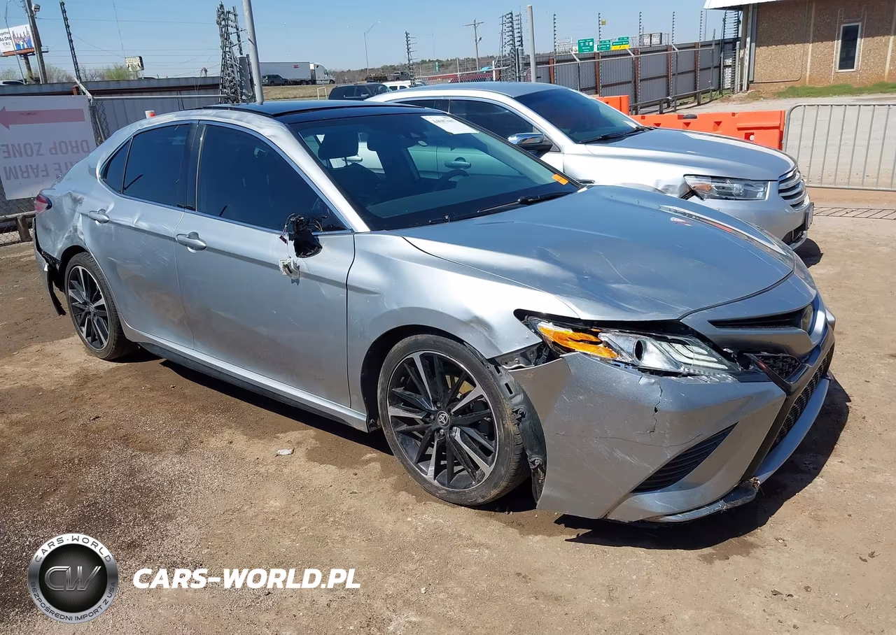 2020 Toyota Camry Xse – zdjęcie 1 z 11