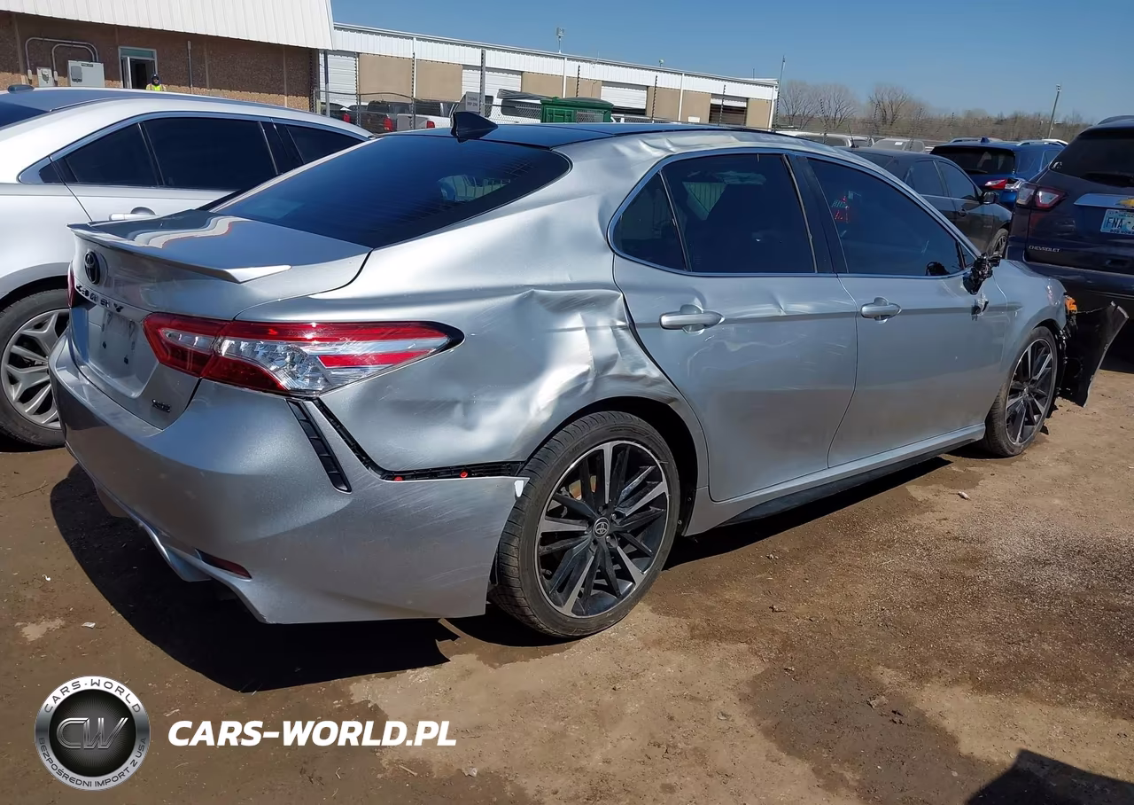 2020 Toyota Camry Xse VIN:4T1K61AK0LU361959 - 4
