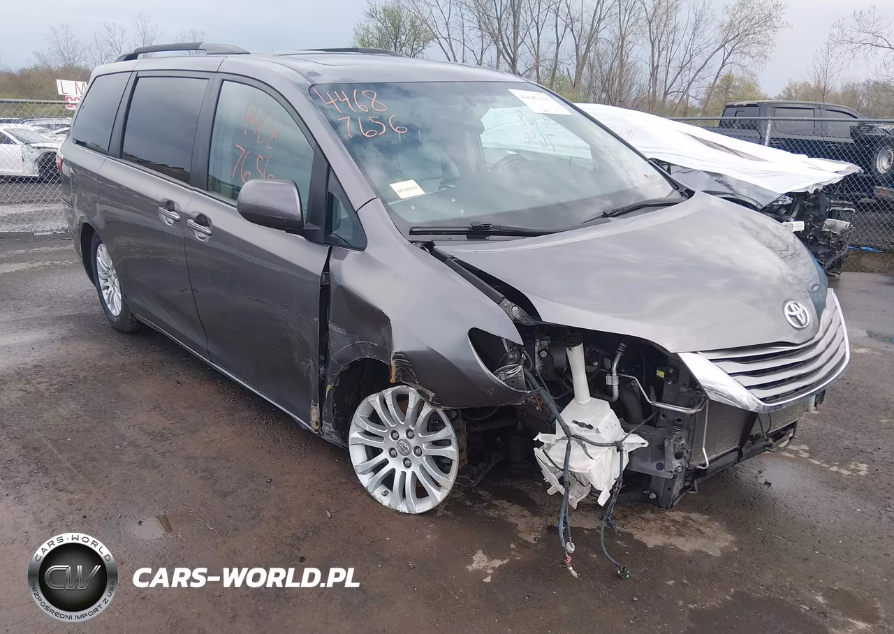 2017 Toyota Sienna Xle Premium 8 Passenger