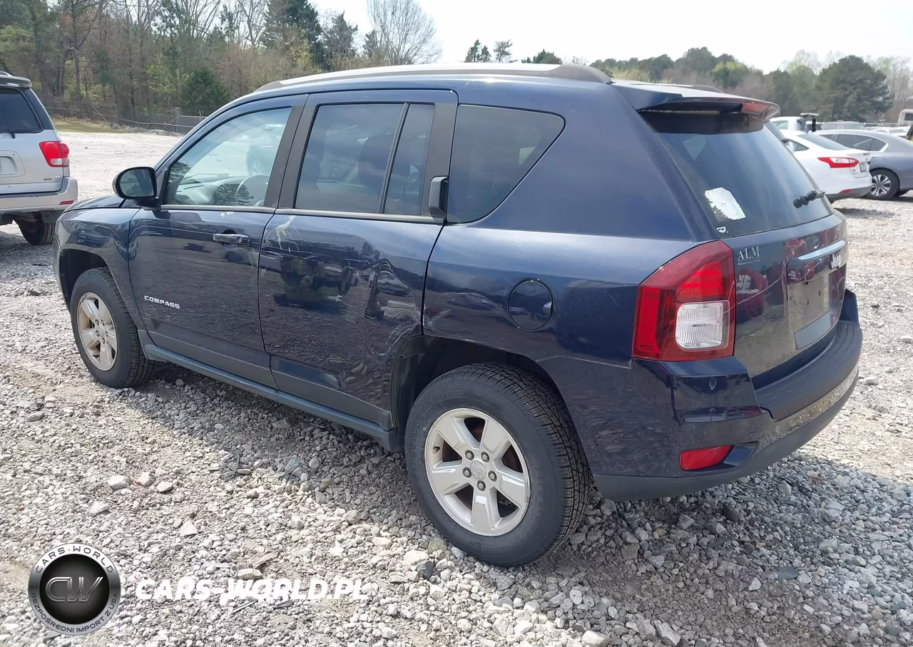 2015 Jeep Compass Latitude VIN:1C4NJCEA4FD437328 - 3