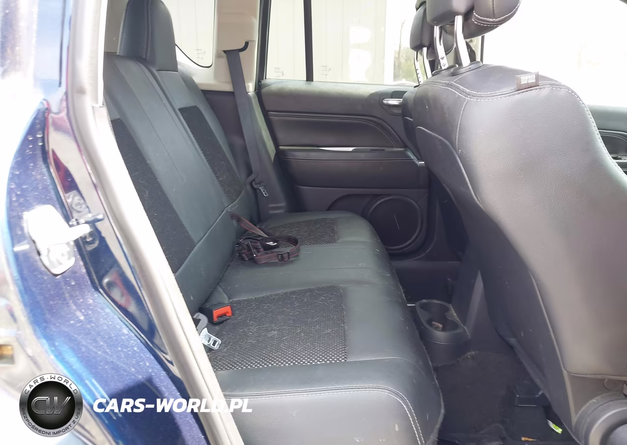 2015 Jeep Compass Latitude VIN:1C4NJCEA4FD437328 - 8