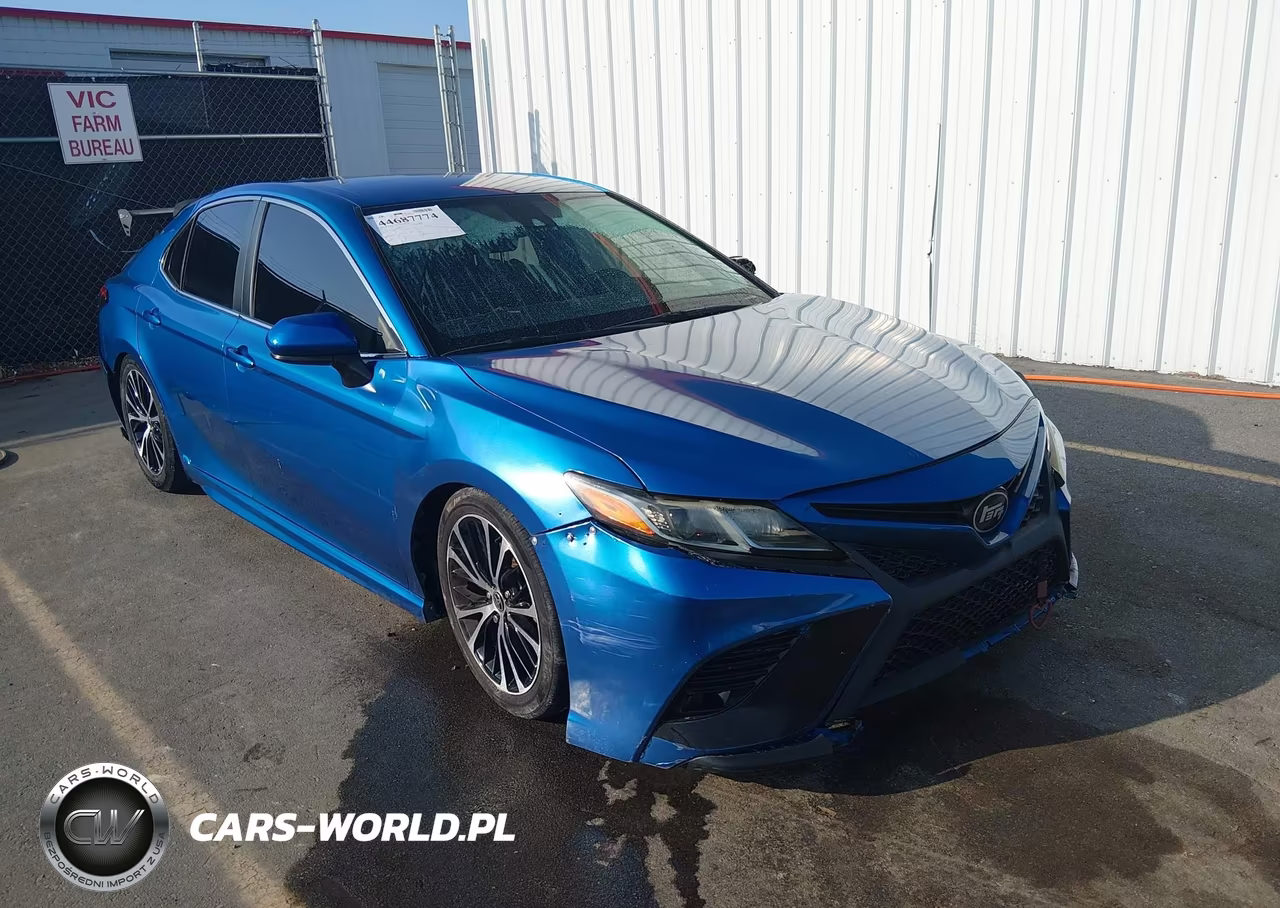 2020 Toyota Camry Se