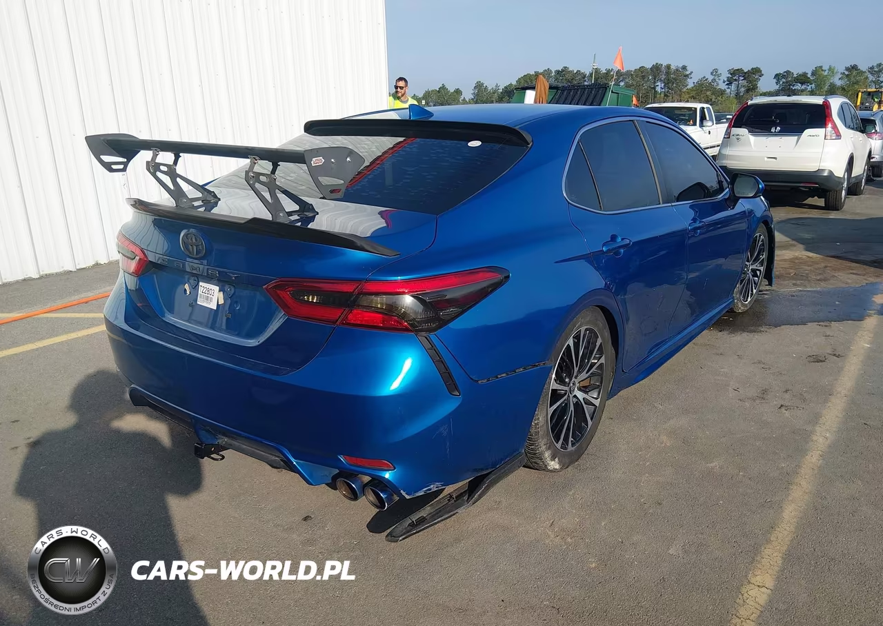 2020 Toyota Camry Se VIN:4T1G11AKXLU383794 - 4