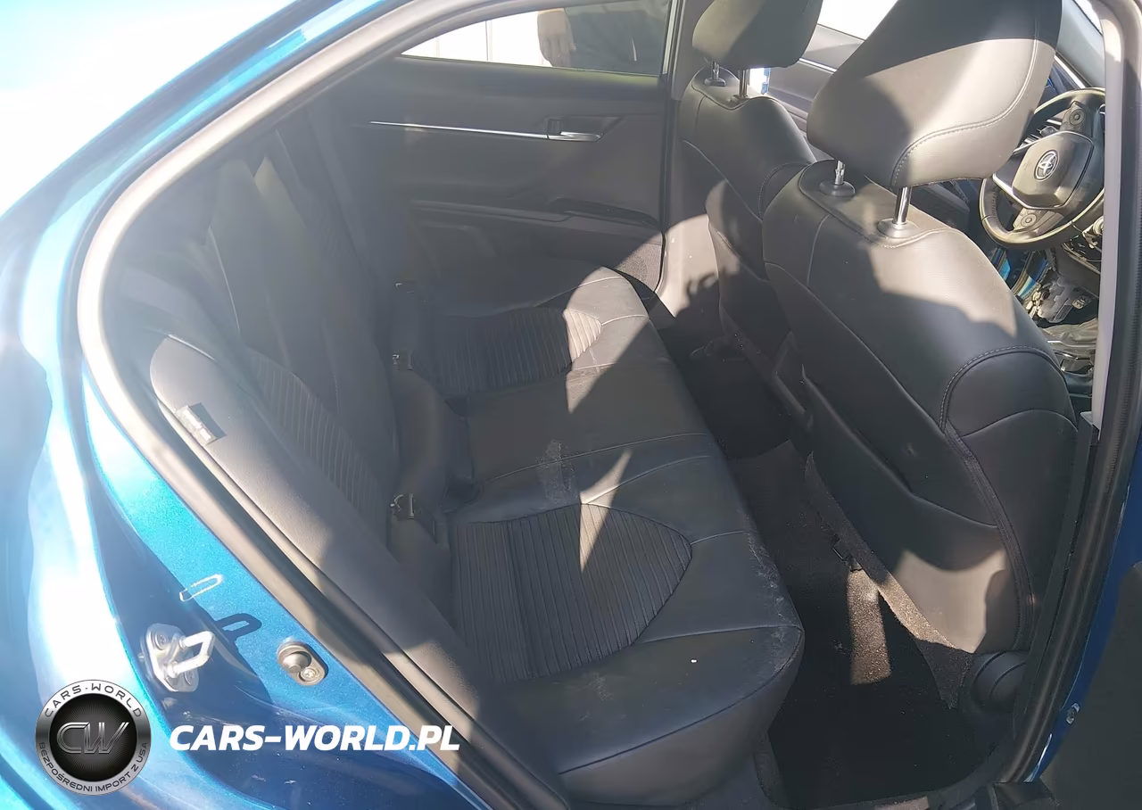 2020 Toyota Camry Se VIN:4T1G11AKXLU383794 - 8