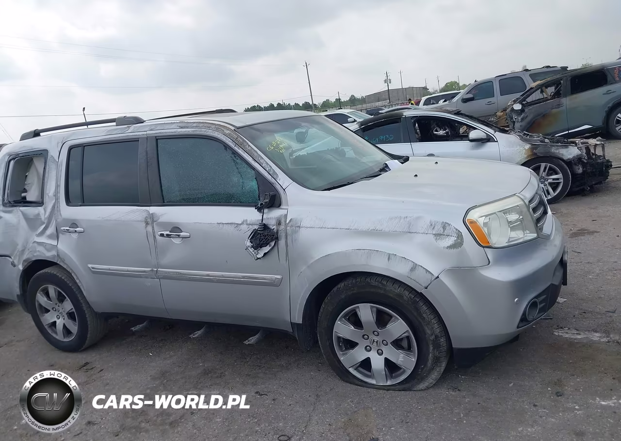 2015 Honda Pilot Touring VIN:5FNYF3H98FB008430 - 12