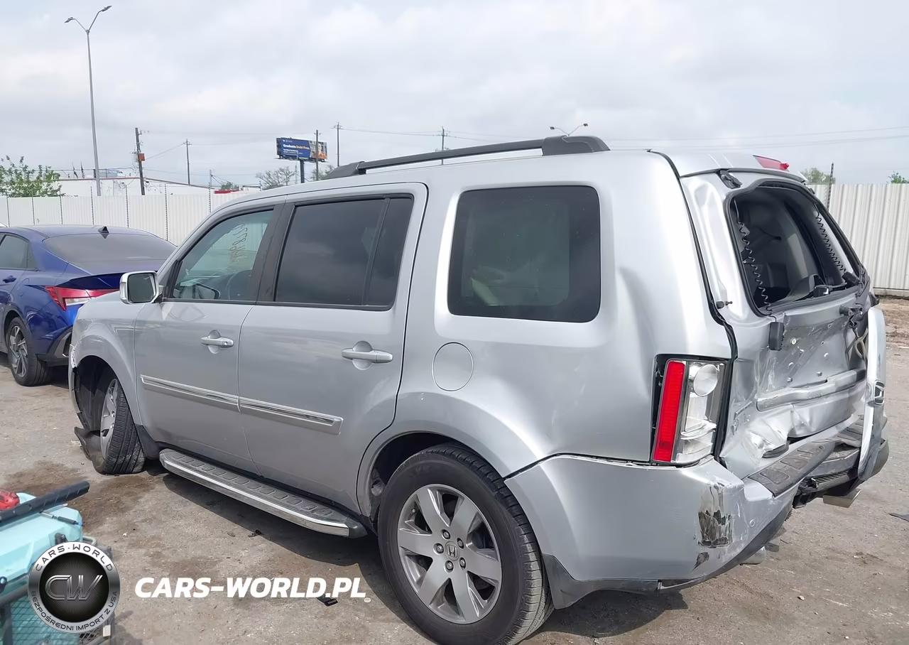 2015 Honda Pilot Touring VIN:5FNYF3H98FB008430 - 13