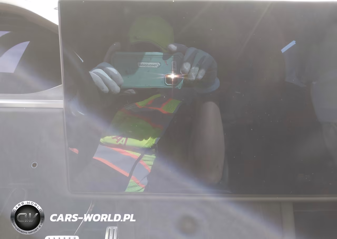 2026 Tesla Model X All-Wheel Drive VIN:7SAXCBE53TF473535 - 18