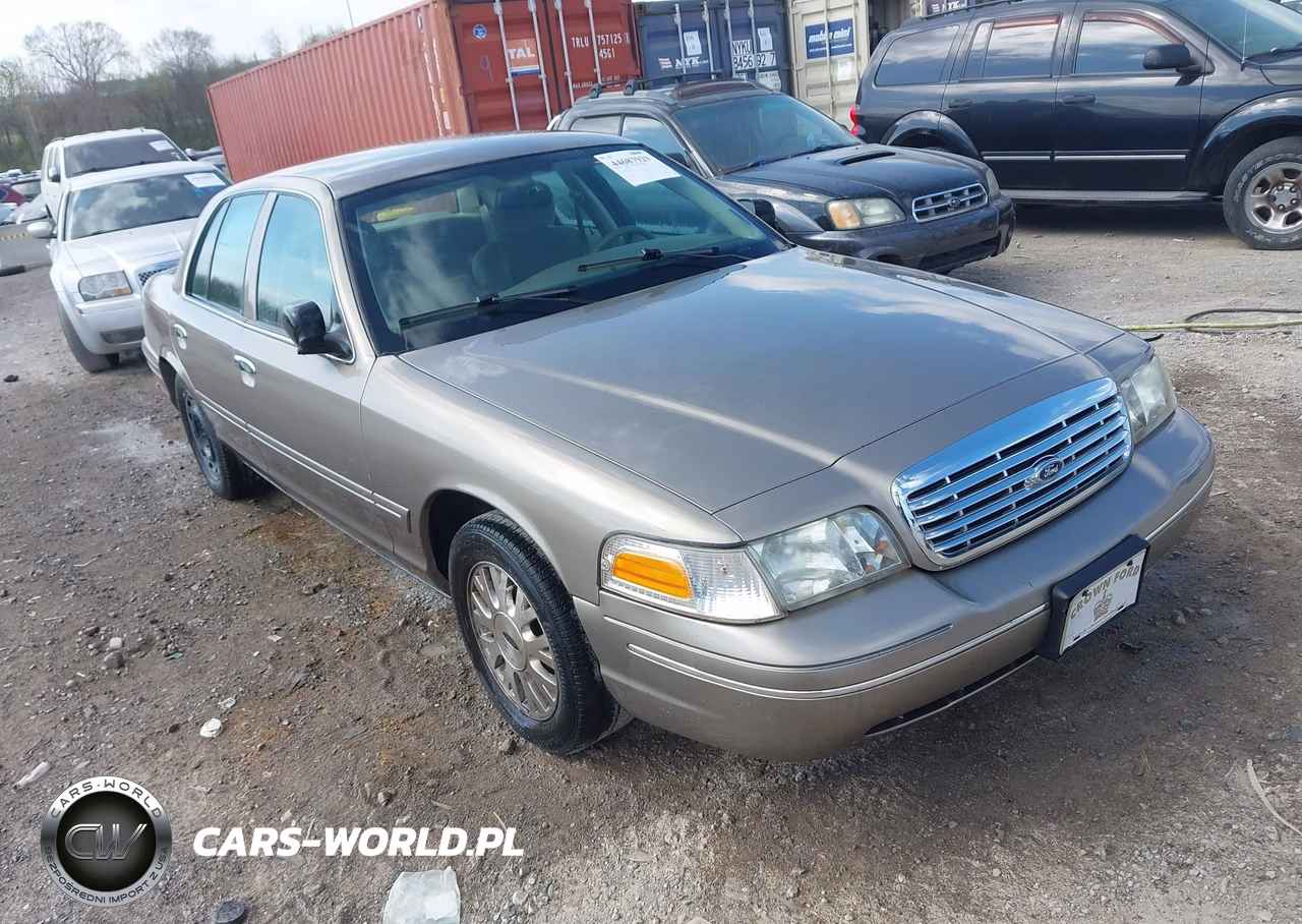 2004 Ford Crown Victoria Lx