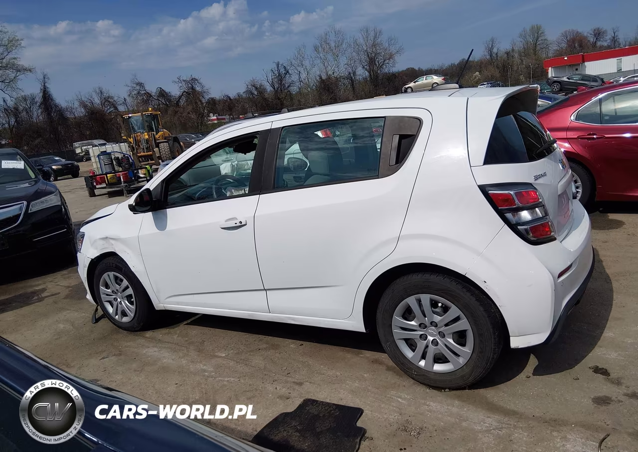 2020 Chevrolet Sonic Fwd 1Fl 5-Door VIN:1G1JG6SB3L4115358 - 14