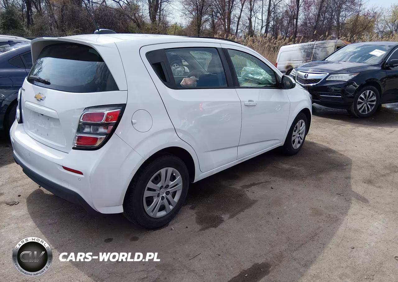 2020 Chevrolet Sonic Fwd 1Fl 5-Door VIN:1G1JG6SB3L4115358 - 4
