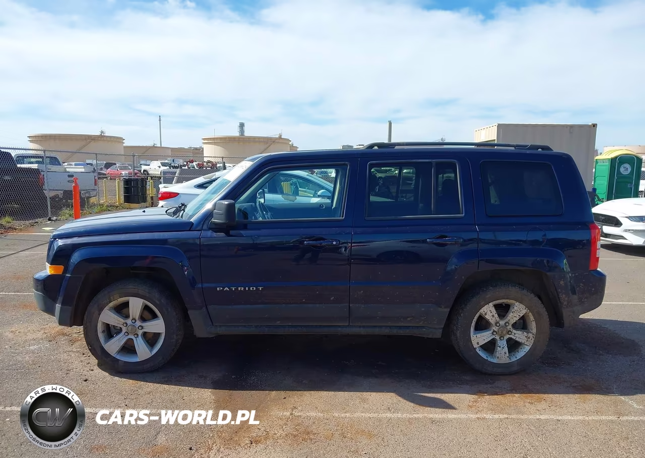 2016 Jeep Patriot Latitude VIN:1C4NJRFB9GD637360 - 14