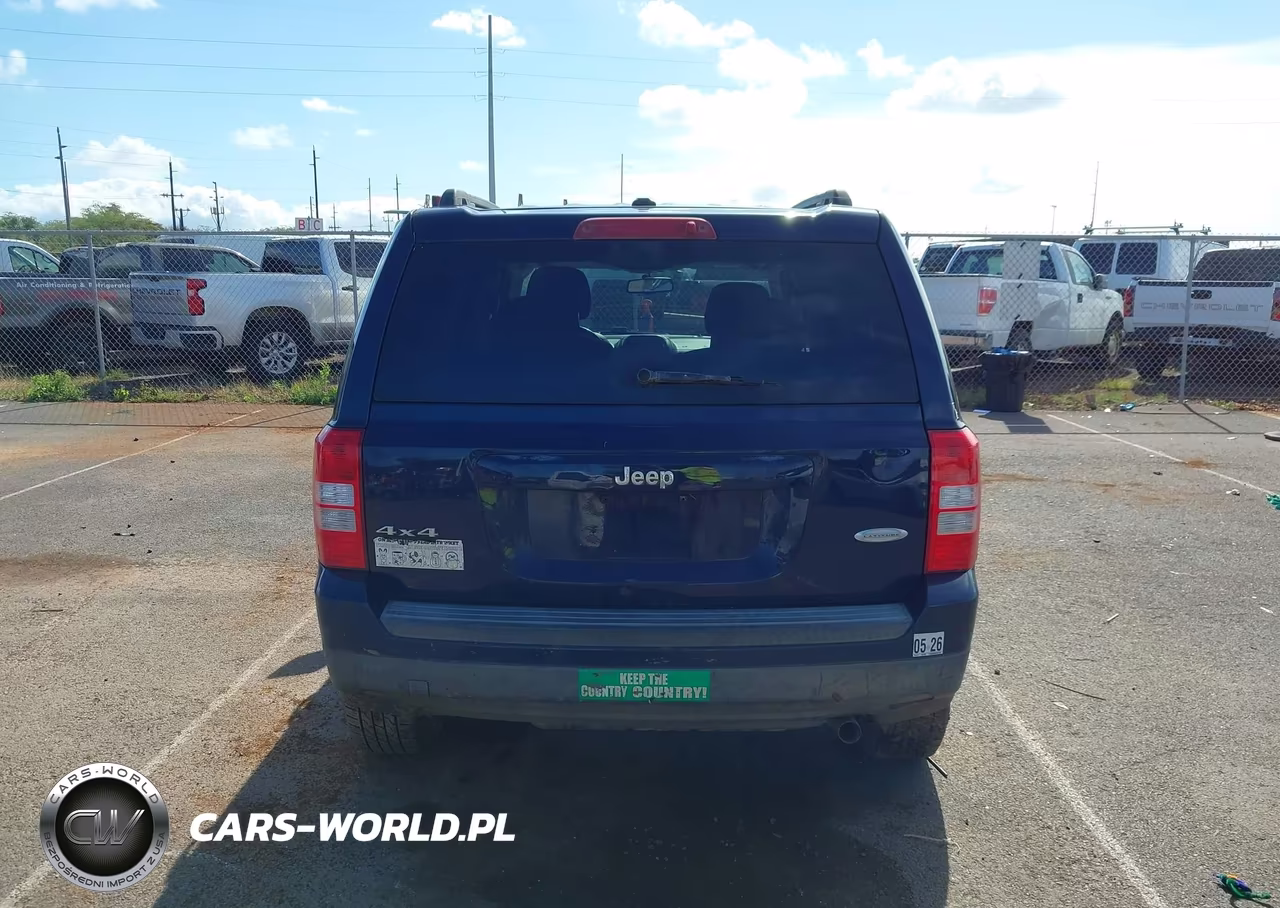2016 Jeep Patriot Latitude VIN:1C4NJRFB9GD637360 - 16