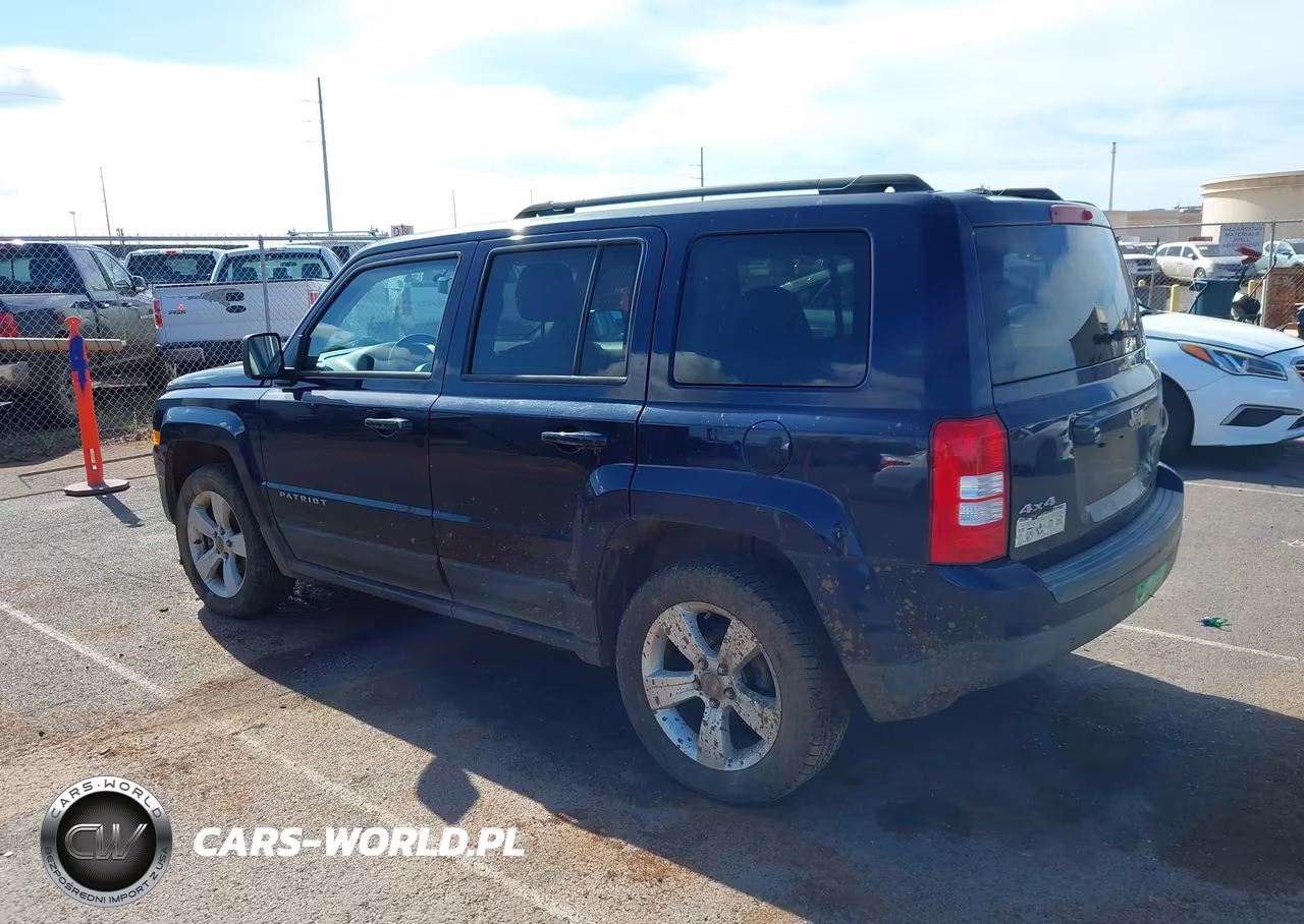 2016 Jeep Patriot Latitude VIN:1C4NJRFB9GD637360 - 3