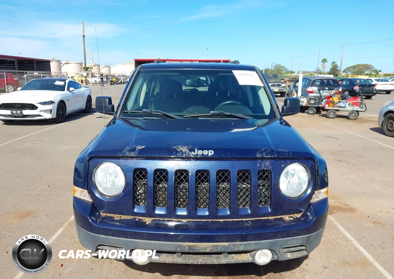 2016 Jeep Patriot Latitude VIN:1C4NJRFB9GD637360 - 6