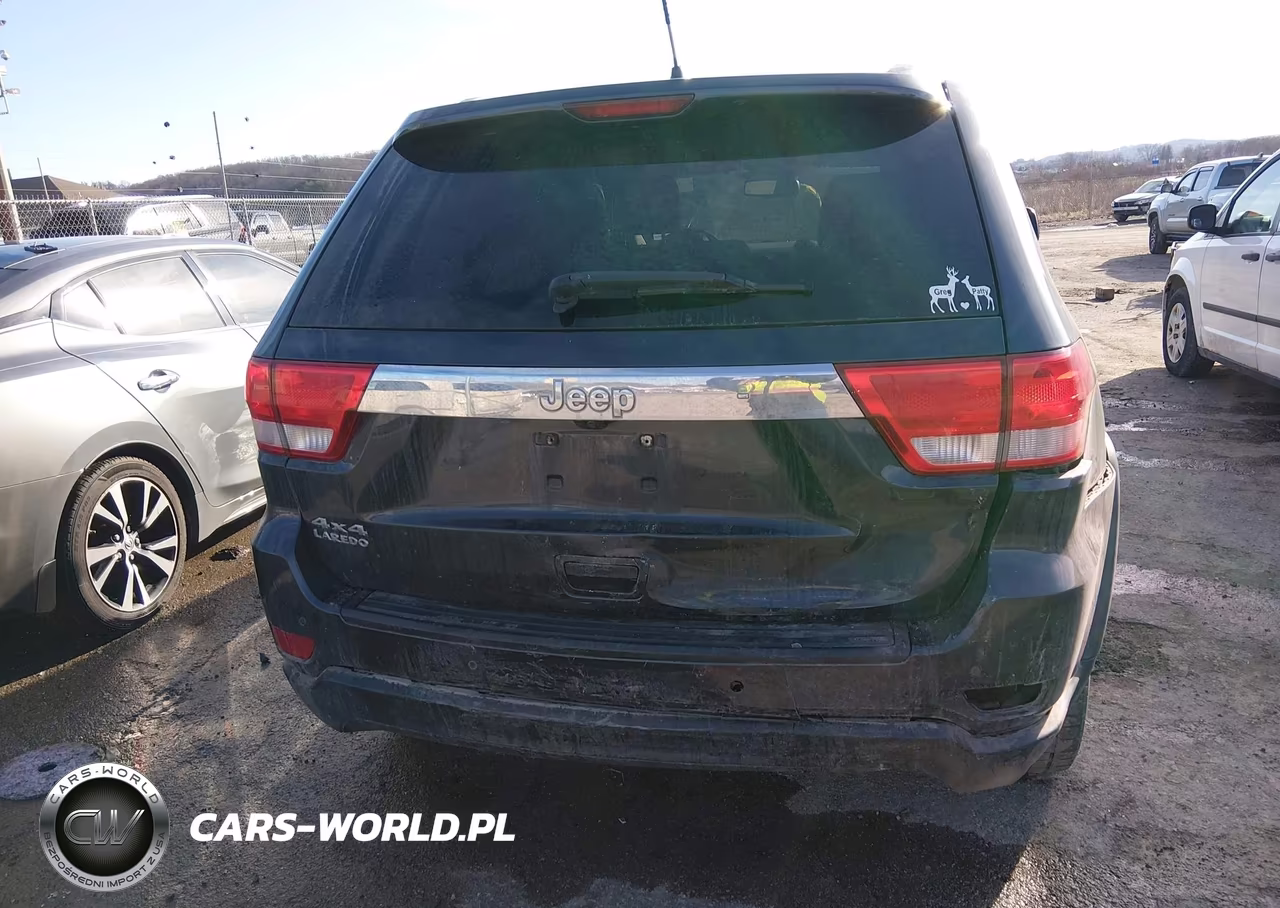 2012 Jeep Grand Cherokee Laredo VIN:1C4RJFAG8CC208567 - 17